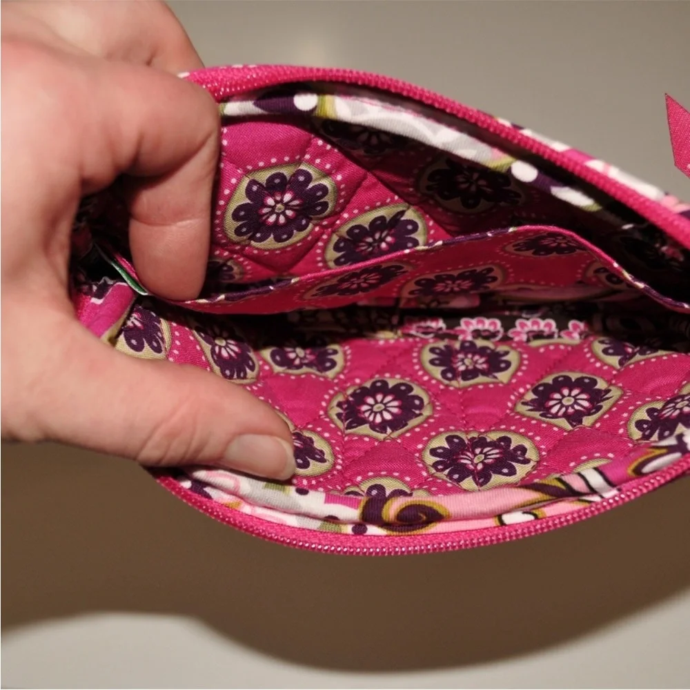 Stylish Pink Patterned Wristlet Vera Bradley‎ Wristlets Wallet 5227